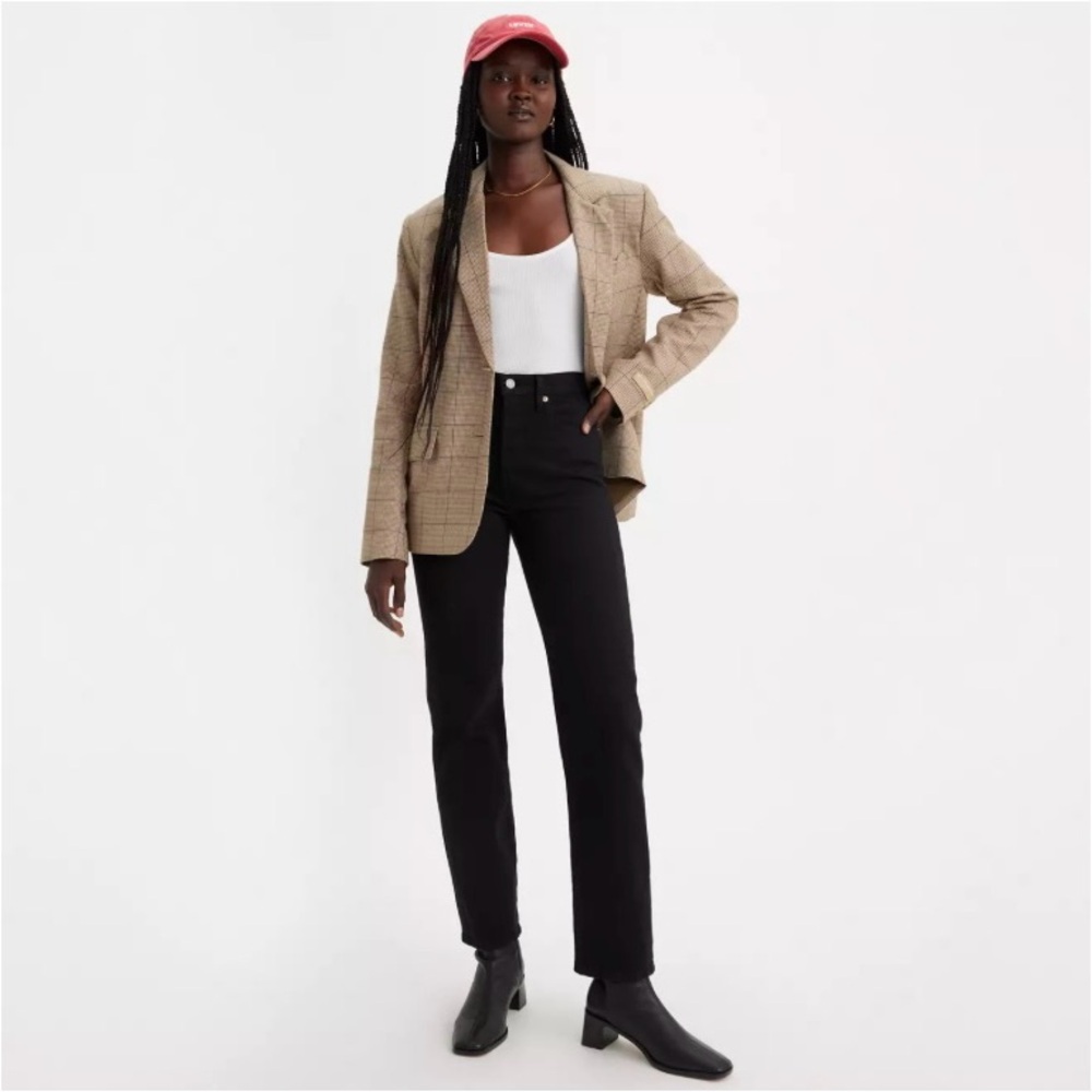 NWOT Wedgie Straight Levi’s Jeans